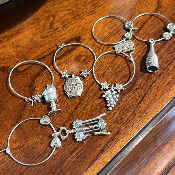 π· Wine charms, hand crafted wine tag box with six different tags / charms - Picture 7 of 11